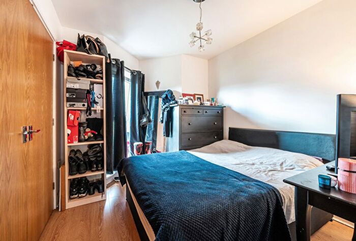 2 Bedroom Flat For Sale In Derwent Court, Riverside Close, Romford, RM1