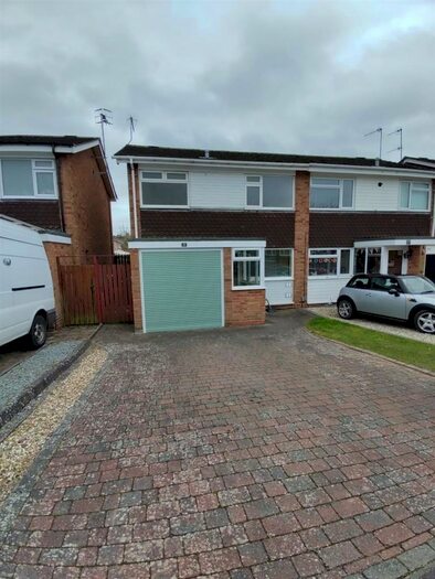 3 Bedroom House To Rent In Burbage Avenue, Stratford-Upon-Avon, CV37