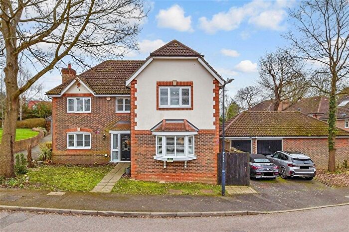 5 Bedroom Detached House For Sale In St. Francis Close, Penenden Heath, Maidstone, Kent, ME14