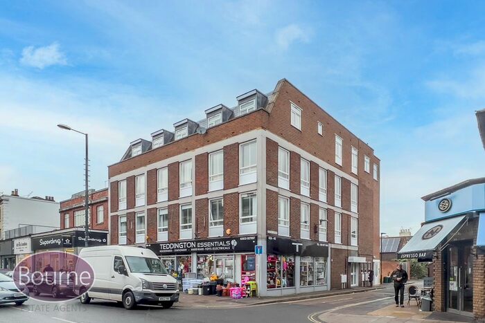 1 Bedroom Flat To Rent In Broad Street, Teddington TW11