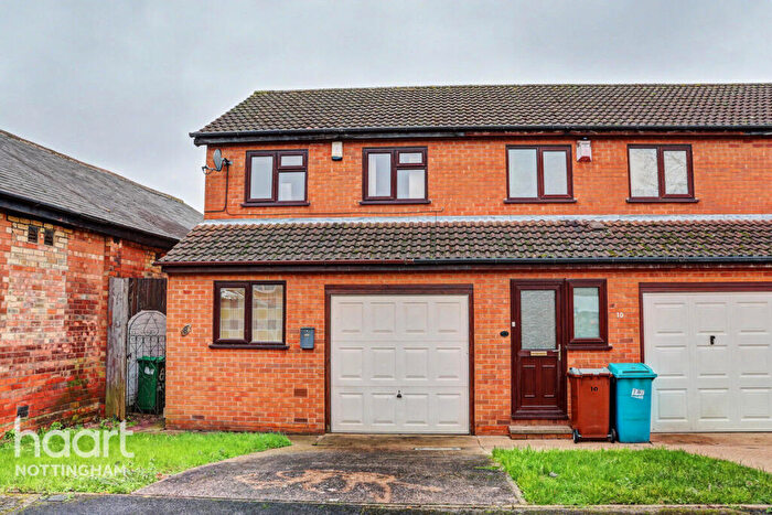 2 Bedroom End Of Terrace House For Sale In St Augustines Close, New Basford, Nottingham, NG7