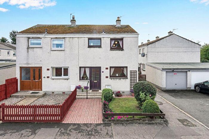 3 Bedroom Semi-Detached House For Sale In South Seton Park, Port Seton, Prestonpans, EH32