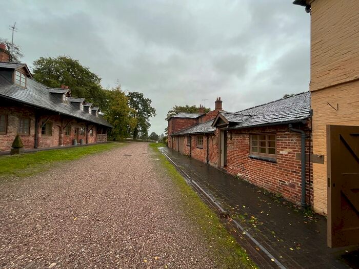 3 Bedroom Cottage To Rent In , ST17