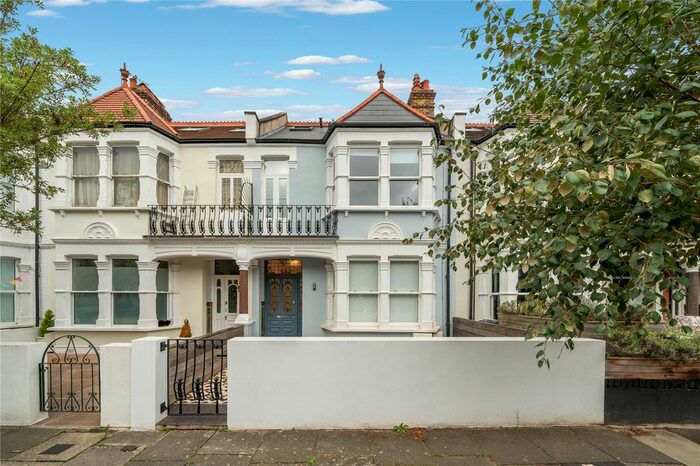 2 Bedroom Flat To Rent In Second Avenue, London, W3