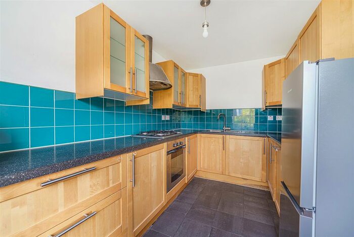 1 Bedroom Flat To Rent In Darlington Road, West Norwood, SE27