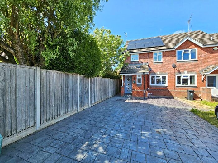 3 Bedroom End Of Terrace House For Sale In Woodlands Road, Charfield, Wotton-Under-Edge, GL12