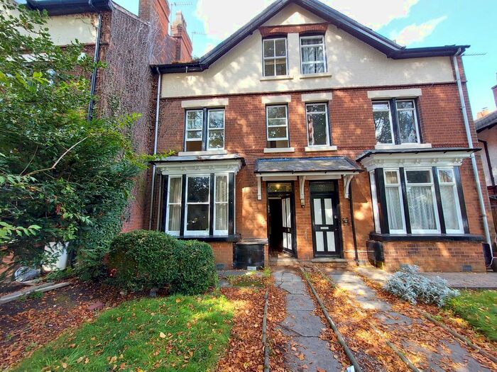 2 Bedroom Flat To Rent In Belvidere Road, Walsall, WS1