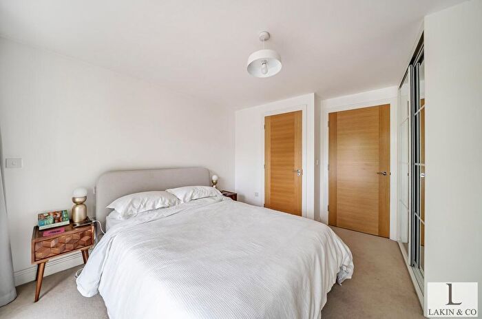 2 Bedroom Flat For Sale In Perkins Gardens, Ickenham, UB10