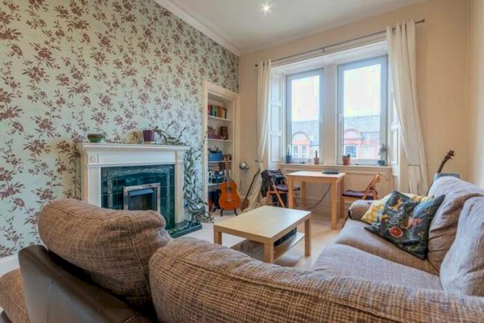 2 Bedroom Flat To Rent In Gorgie Road, Edinburgh, EH11