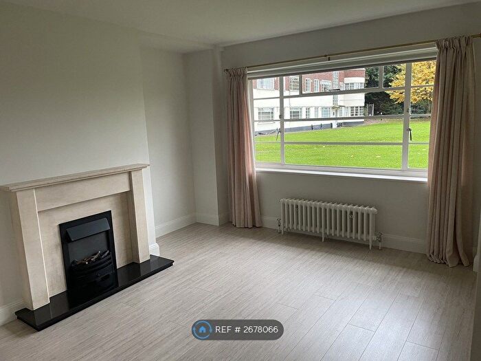 2 Bedroom Flat To Rent In Northwood Hall, London, N6