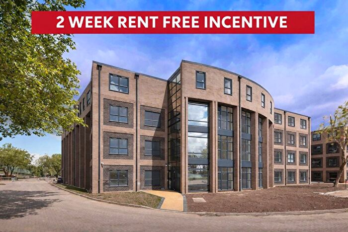 2 Bedroom Flat To Rent In North Star House, Town Centre, Swindon, SN2