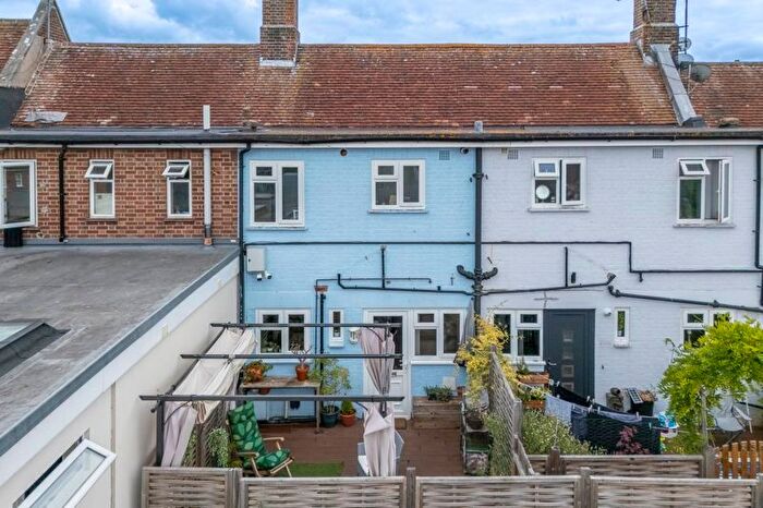 3 Bedroom Maisonette For Sale In High Street, Uckfield, TN22