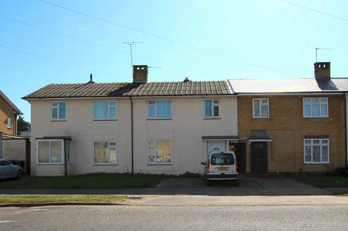 3 Bedroom Terraced House To Rent In The Strand, Worthing, West Sussex, BN12