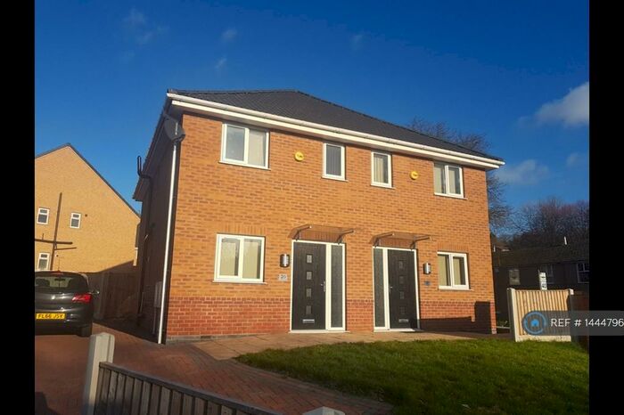 2 Bedroom Semi-Detached House To Rent In Kildare Road, Nottingham, NG3