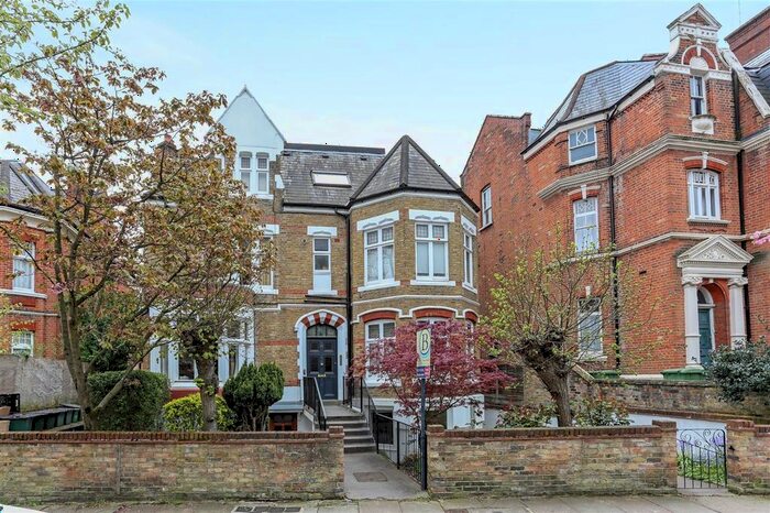2 Bedroom Flat To Rent In Anson Road, London, N7