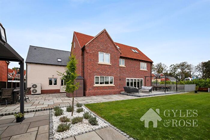 6 Bedroom Detached House For Sale In Waldingfield Road, Sudbury, CO10