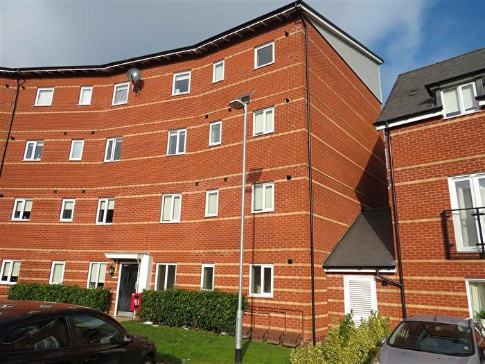2 Bedroom Flat To Rent In Merton Way, Walsall, WS2