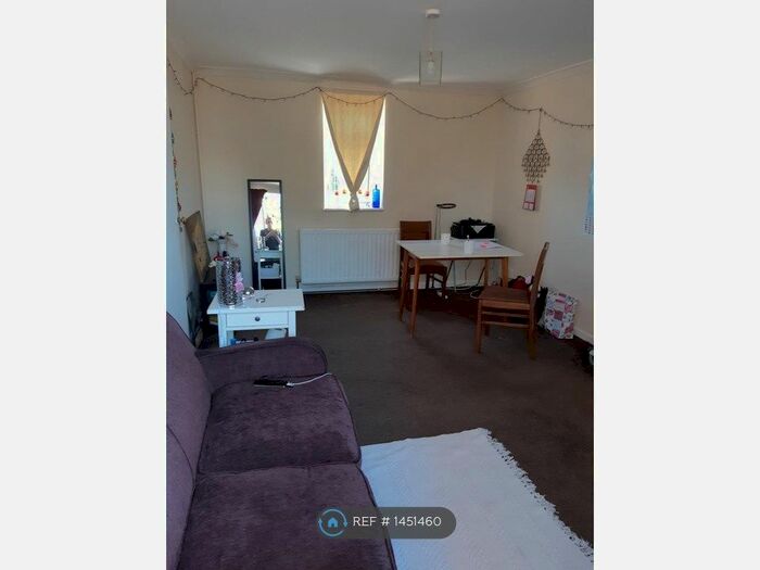 1 Bedroom Flat To Rent In Rutland Street, Loughborough, LE11