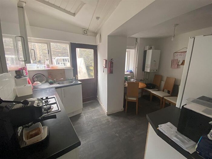 1 Bedroom Semi-Detached House To Rent In Park Street Treforest, Pontypridd, CF37