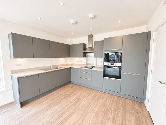 2 Bedroom Flat To Rent In The Quarry, Erith, DA8