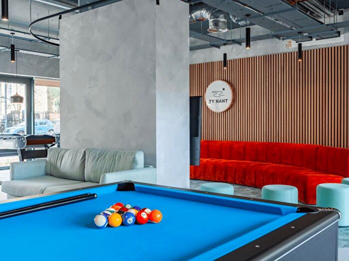 Studio To Rent In High Street, Swansea, SA1