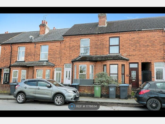 2 Bedroom Terraced House To Rent In Wood Street, Rugby, CV21