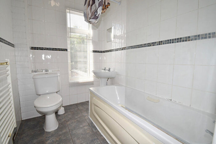 3 Bedroom Terraced House For Sale In Colchester Street, Coventry, CV1 - Photo 10