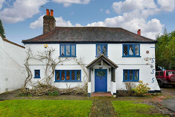5 Bedroom Detached House For Sale In Walton Street, Walton On The Hill, KT20