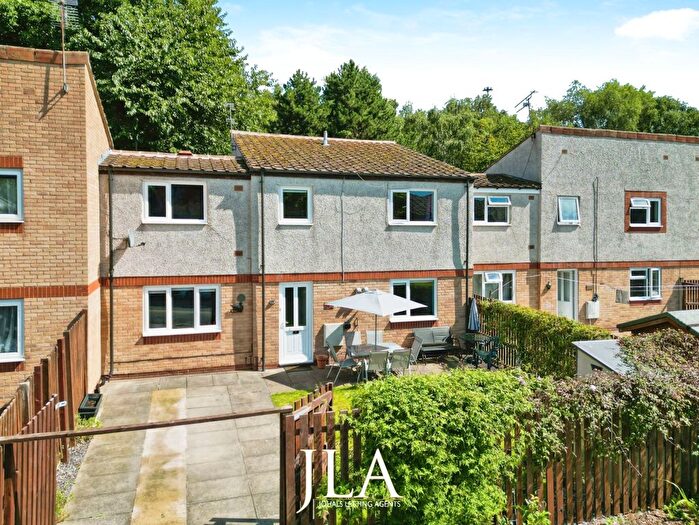 3 Bedroom Terraced House To Rent In Fitzroy Street, Leicester, LE3