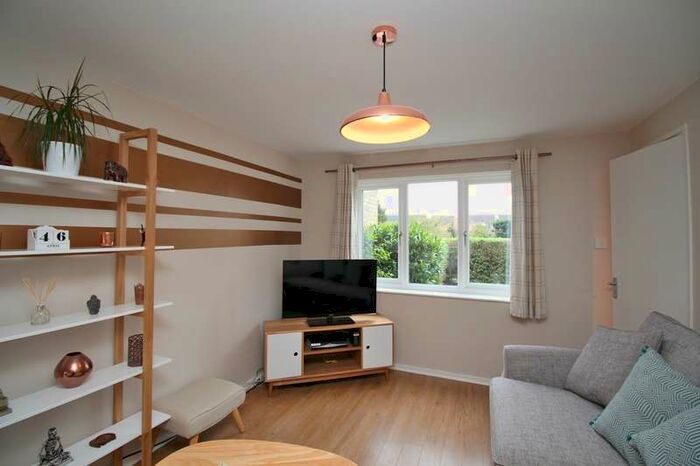 3 Bedroom Terraced House To Rent In Hardy Close, Hitchin, SG4