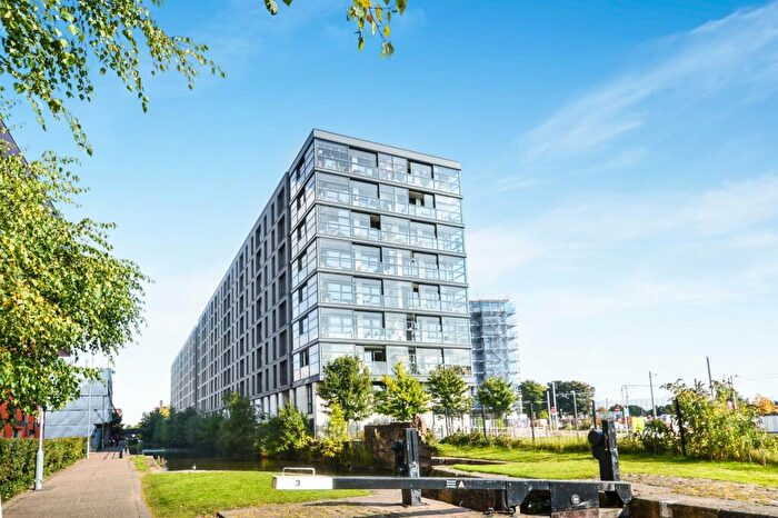 2 Bedroom Flat To Rent In Milliners Wharf, Munday Street, New Islington, Manchester, M4