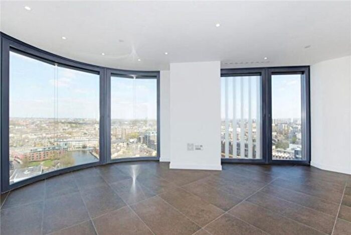 2 Bedroom Flat To Rent In Chronicle Tower, B City Road, EC1V