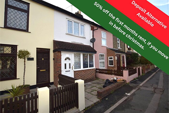 2 Bedroom Terraced House To Rent In George Street, Romford, Essex, RM1