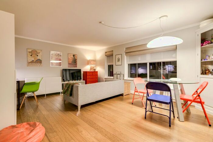 2 Bedroom Flat To Rent In Besant Place, London, London, SE22