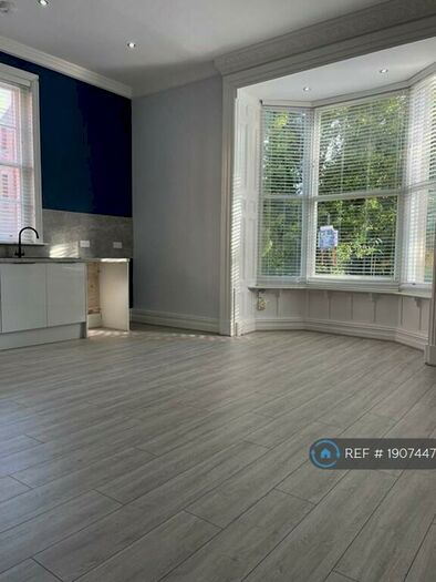 2 Bedroom Flat To Rent In Bank Parade, Preston, PR1