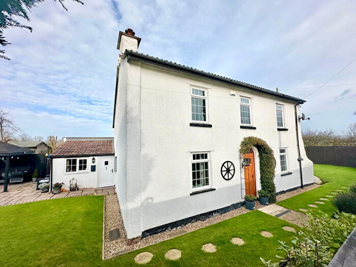 4 Bedroom Detached House For Sale In Tarnock, Axbridge, BS26