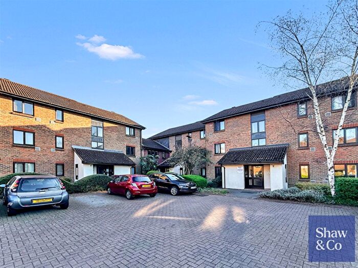 2 Bedroom Flat To Rent In Braybourne Drive, Isleworth, TW7