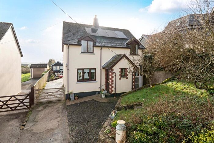 4 Bedroom Detached House For Sale In Woodtown, EX39