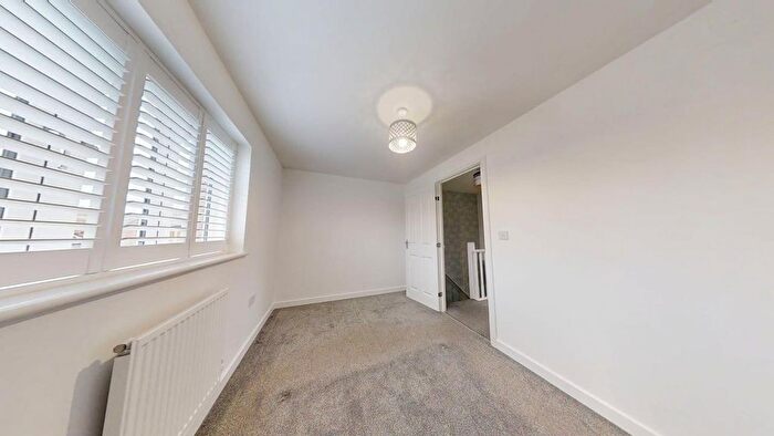 2 Bedroom Semi-Detached House To Rent In Berry Yard, Bedford, MK43