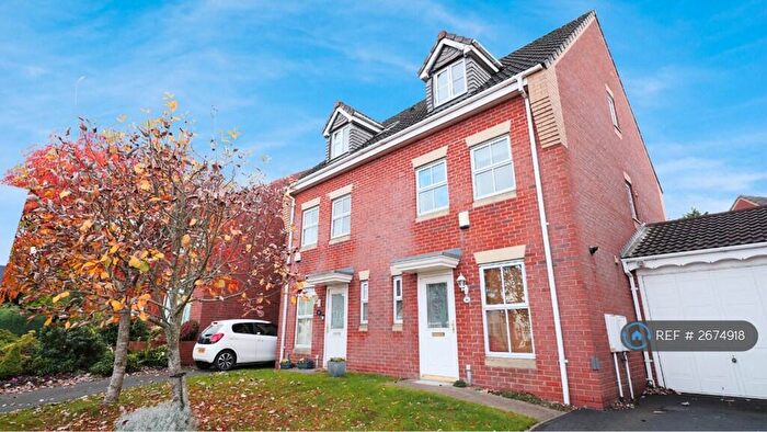 3 Bedroom Semi Detached House To Rent In Masters Lane, Halesowen, B62