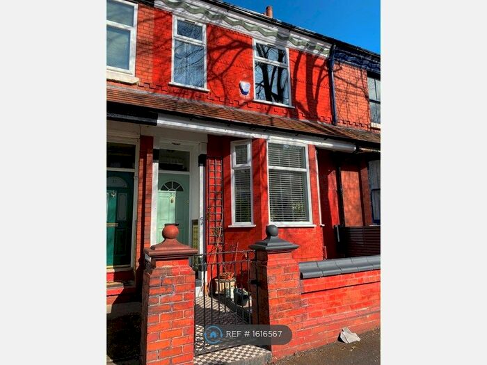 3 Bedroom Terraced House To Rent In Poplar Avenue, Manchester, M19