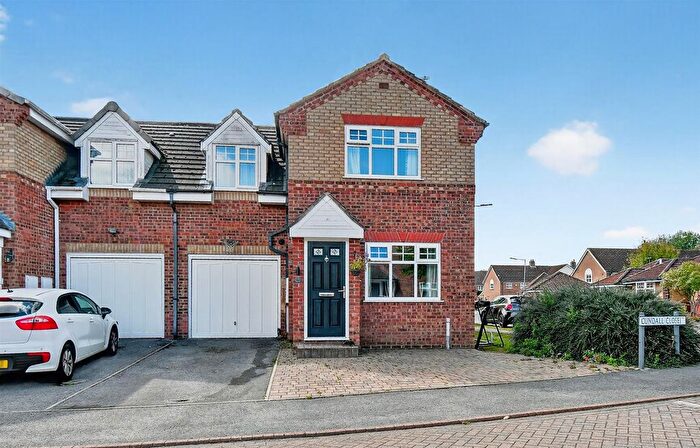 3 Bedroom Semi-Detached House For Sale In Cundall Close, Strensall, York, YO32