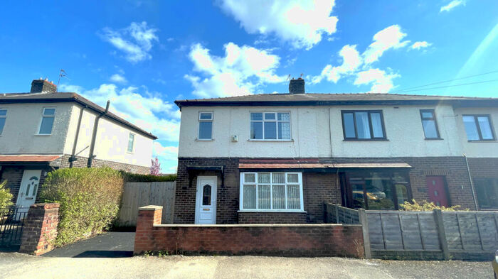 3 Bedroom Semi-Detached House To Rent In Cadley Drive, Fulwood, Preston, Lancashire, PR2