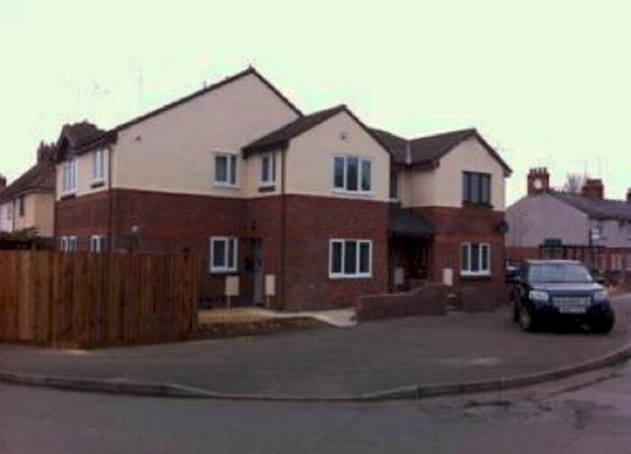1 Bedroom Flat To Rent In C Vernon Road, Towcester, Northamptonshire, NN12