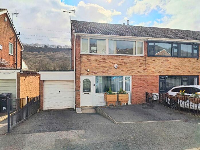 3 Bedroom End Of Terrace House For Sale In Copley Glen, Copley, Halifax, HX3