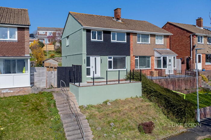 3 Bedroom Semi Detached House For Sale In Waddon Close, Plympton, PL7