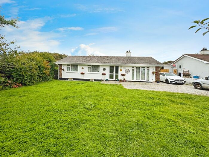 3 Bedroom Detached Bungalow For Sale In Bungalow In Coastal Village, Cadgwith, TR12