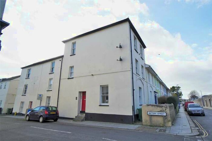 1 Bedroom Apartment To Rent In Clarence Place, Stonehouse, Plymouth, PL1