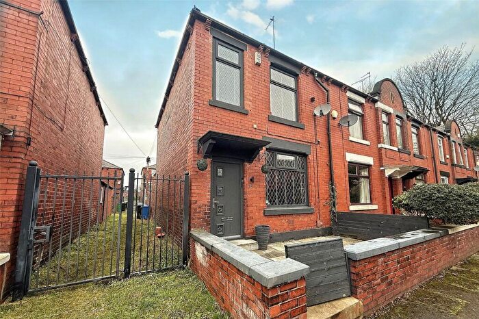 3 Bedroom End Of Terrace House For Sale In Rupert Street, Meanwood, Rochdale, Greaater Manchester, OL12