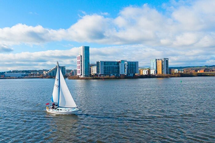 2 Bedroom Flat For Sale In Ferry Court, Cardiff Bay, CF11